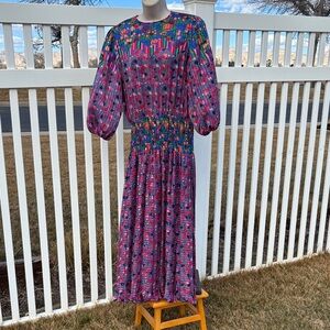 Diane Freis Classic Dress, Fabulous, Poly Made in Hong Kong, Bust 38”, Hips 38”